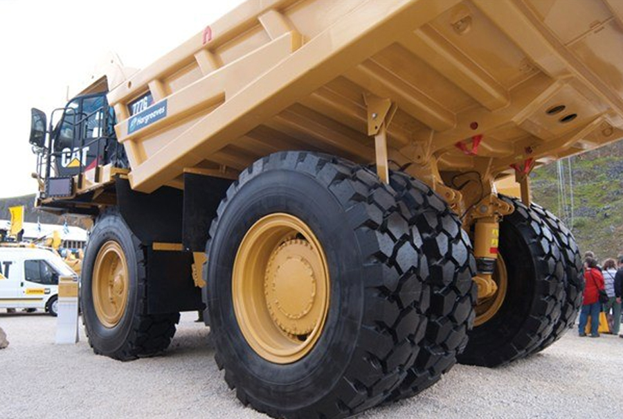 Hydra Crane Tyre Suppliers in Chennai,Loader Tyres Suppliers in Chennai,Backhoe Loader Tyres Suppliers in Chennai,Road Construction Grader Tyres Suppliers in Chennai,Soil Compactor Tyres Suppliers in Chennai